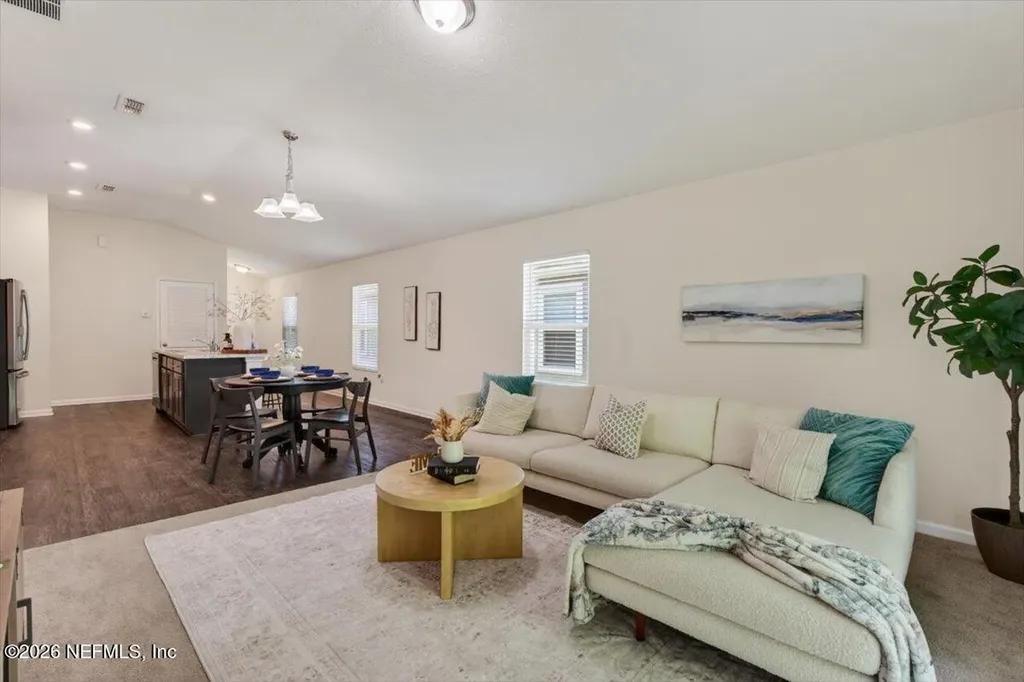 7940 Meadow Walk Lane Jacksonville FL 32256