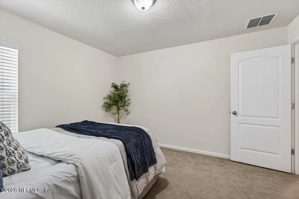 7940 Meadow Walk Lane Jacksonville FL 32256