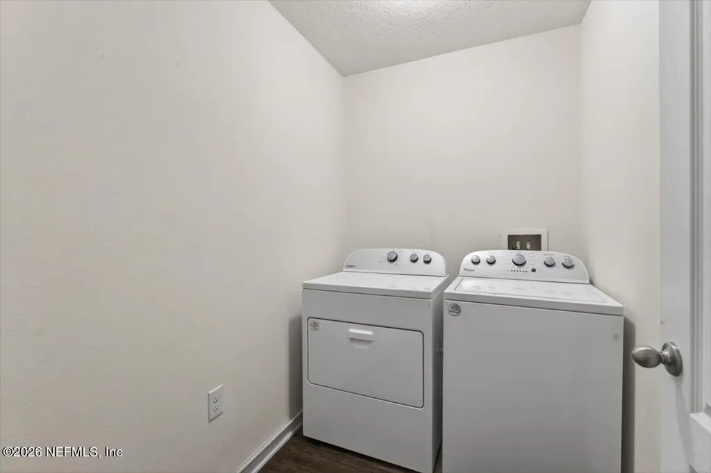 7940 Meadow Walk Lane Jacksonville FL 32256