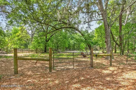 461 Old Starke Road Palatka FL 32177