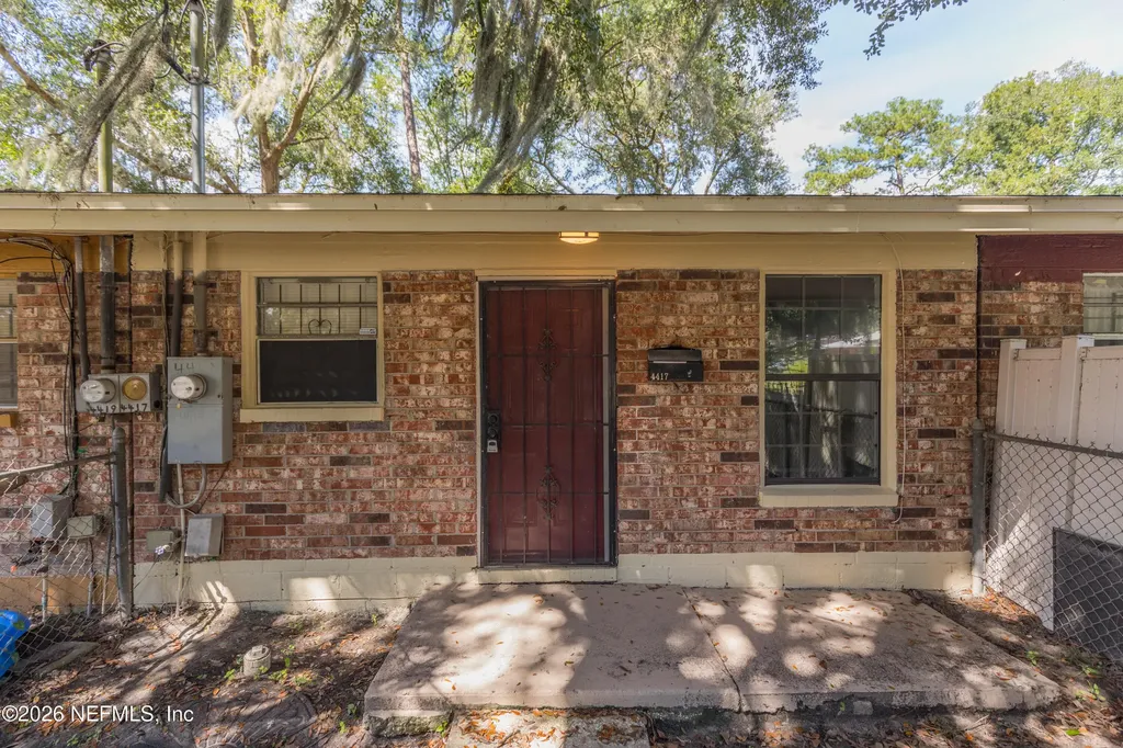 4417 Ken Knight Drive N Jacksonville FL 32209