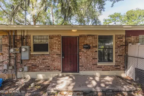 4417 Ken Knight Drive N Jacksonville FL 32209