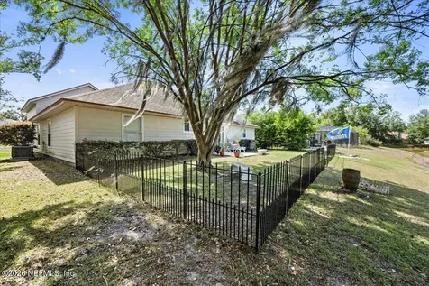 2303 Ravines Lake Road Middleburg FL 32068