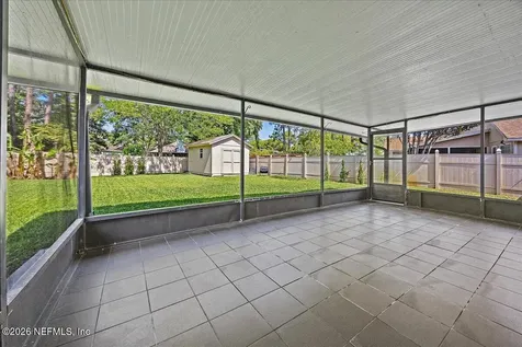 2120 St Martins Drive E Jacksonville FL 32246