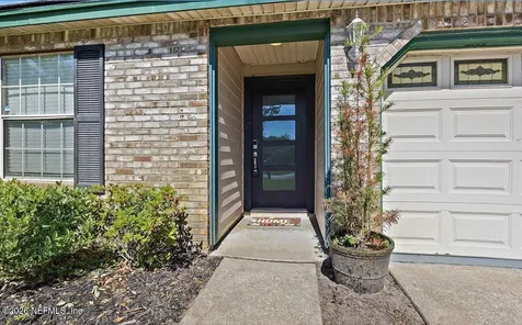 2120 St Martins Drive E Jacksonville FL 32246