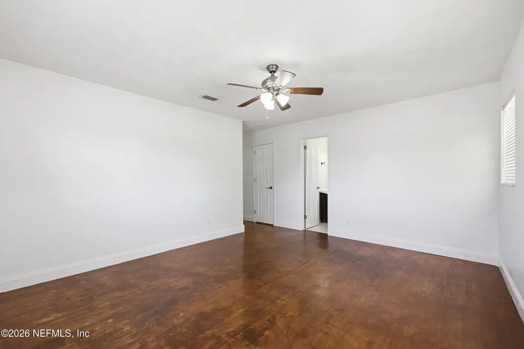 5855 W Jaguar Drive Jacksonville FL 32244