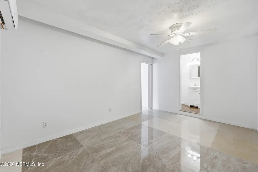 5855 W Jaguar Drive Jacksonville FL 32244