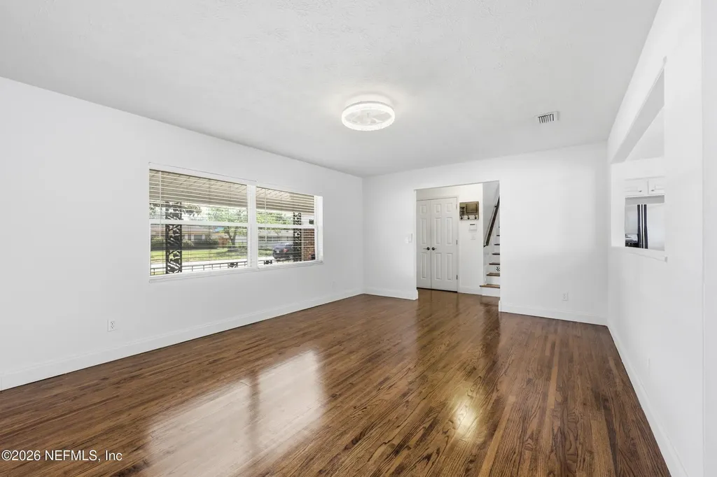 5855 W Jaguar Drive Jacksonville FL 32244