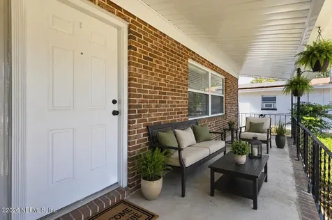 5855 W Jaguar Drive Jacksonville FL 32244