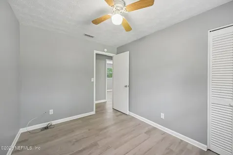 8032 Lourdes Drive S Jacksonville FL 32210