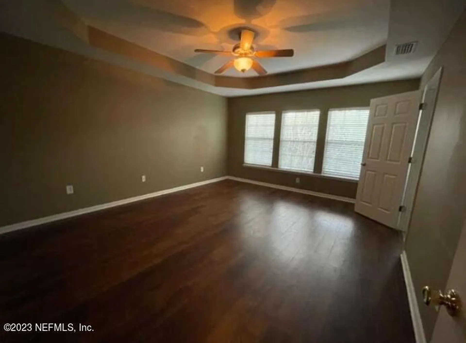 11043 E Castlemain Circle Jacksonville FL 32256
