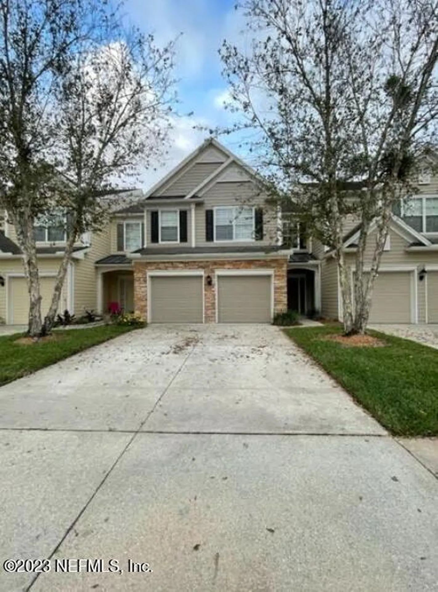 11043 E Castlemain Circle Jacksonville FL 32256