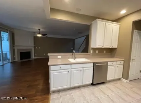 11043 E Castlemain Circle Jacksonville FL 32256