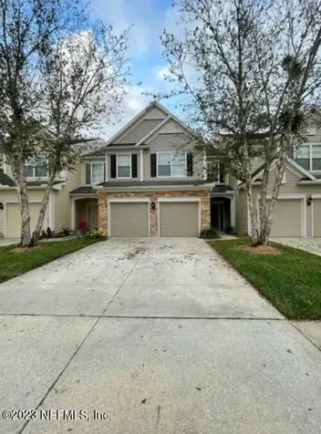 11043 E Castlemain Circle Jacksonville FL 32256