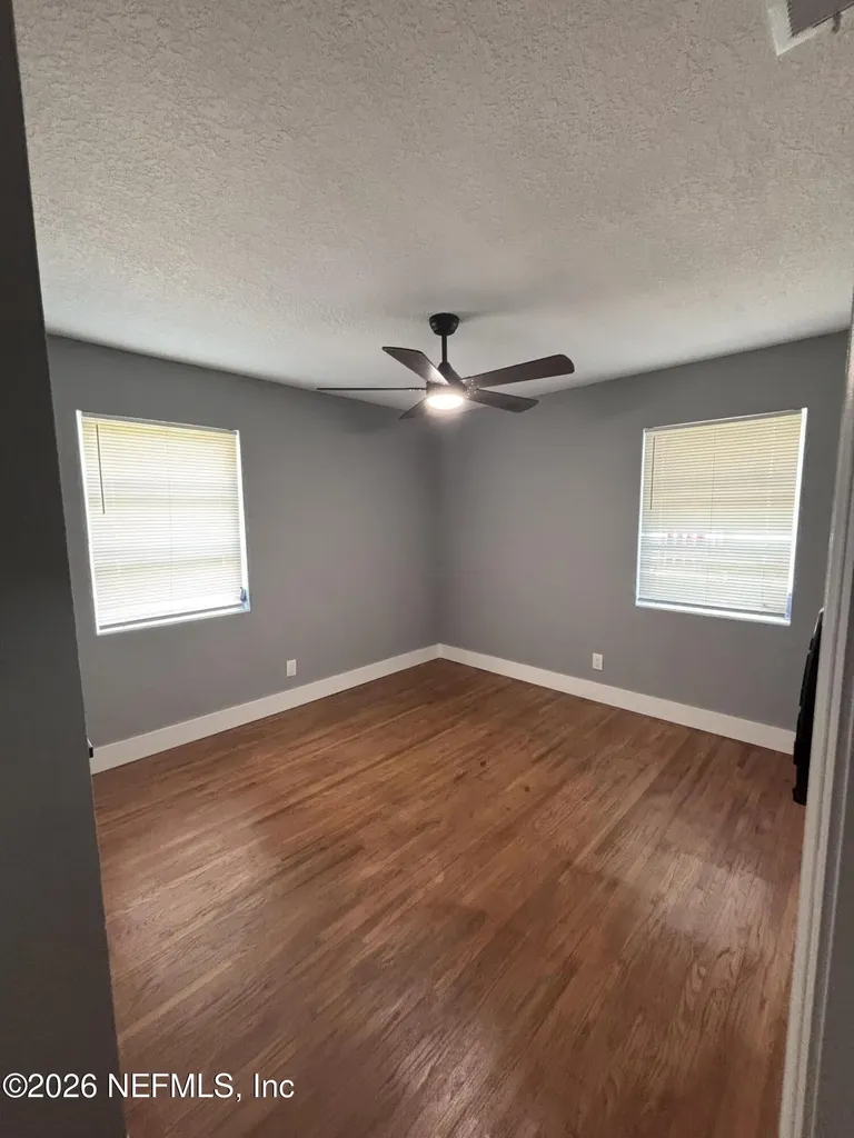6244 Pettiford Drive W Jacksonville FL 32209
