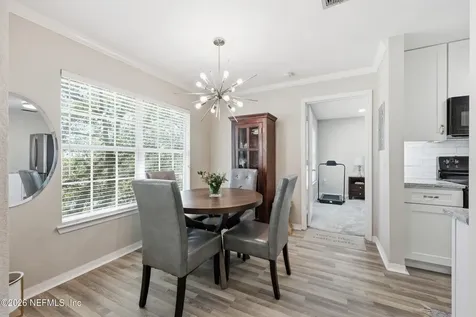 7800 Point Meadows Drive Jacksonville FL 32256