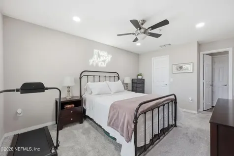 7800 Point Meadows Drive Jacksonville FL 32256