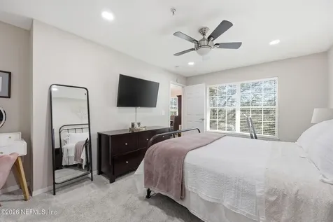 7800 Point Meadows Drive Jacksonville FL 32256