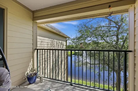 7800 Point Meadows Drive Jacksonville FL 32256