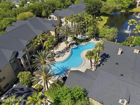 7800 Point Meadows Drive Jacksonville FL 32256