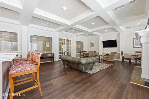 7800 Point Meadows Drive Jacksonville FL 32256