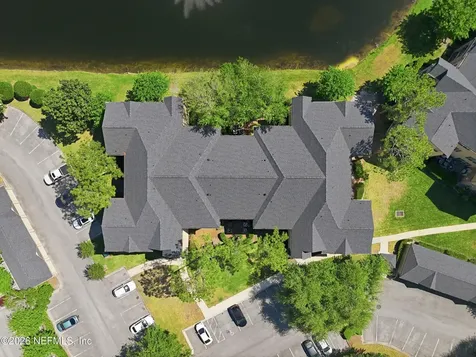 7800 Point Meadows Drive Jacksonville FL 32256