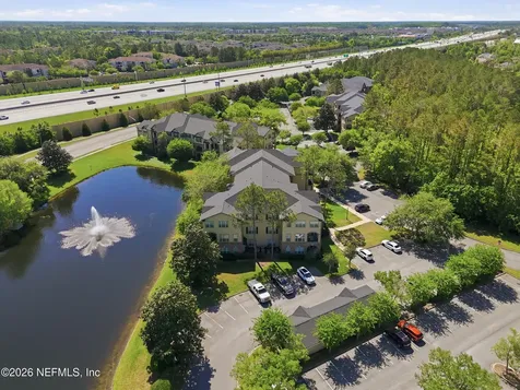 7800 Point Meadows Drive Jacksonville FL 32256