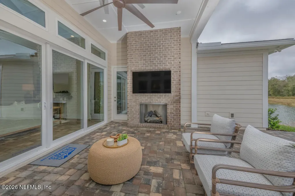 37 Courtney Oaks Drive St. Augustine FL 32092