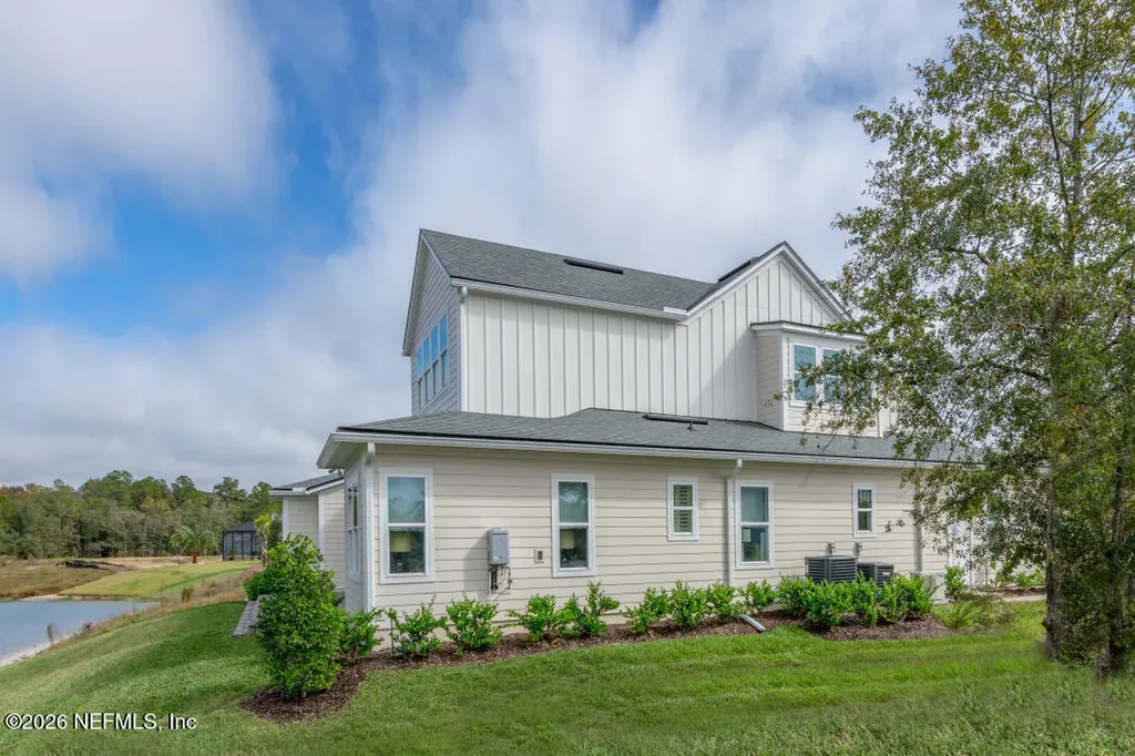 37 Courtney Oaks Drive St. Augustine FL 32092