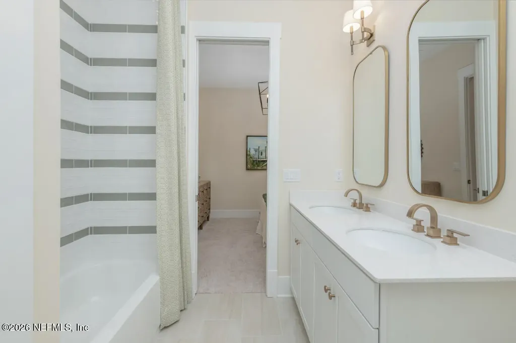 37 Courtney Oaks Drive St. Augustine FL 32092