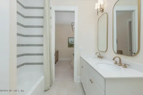 37 Courtney Oaks Drive St. Augustine FL 32092