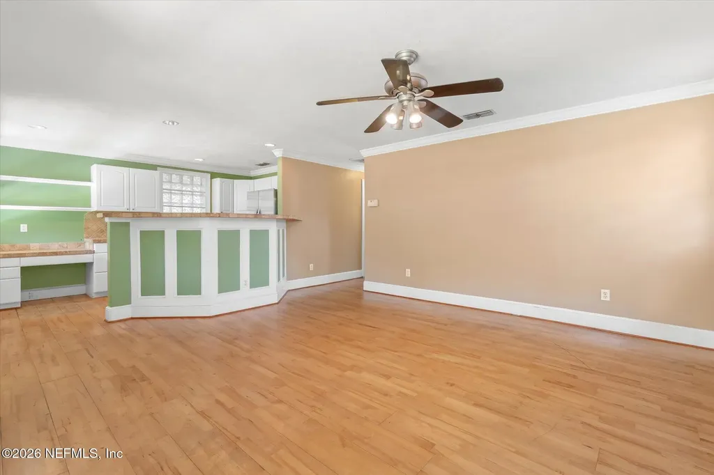 116 Oakland Avenue S San Mateo FL 32187