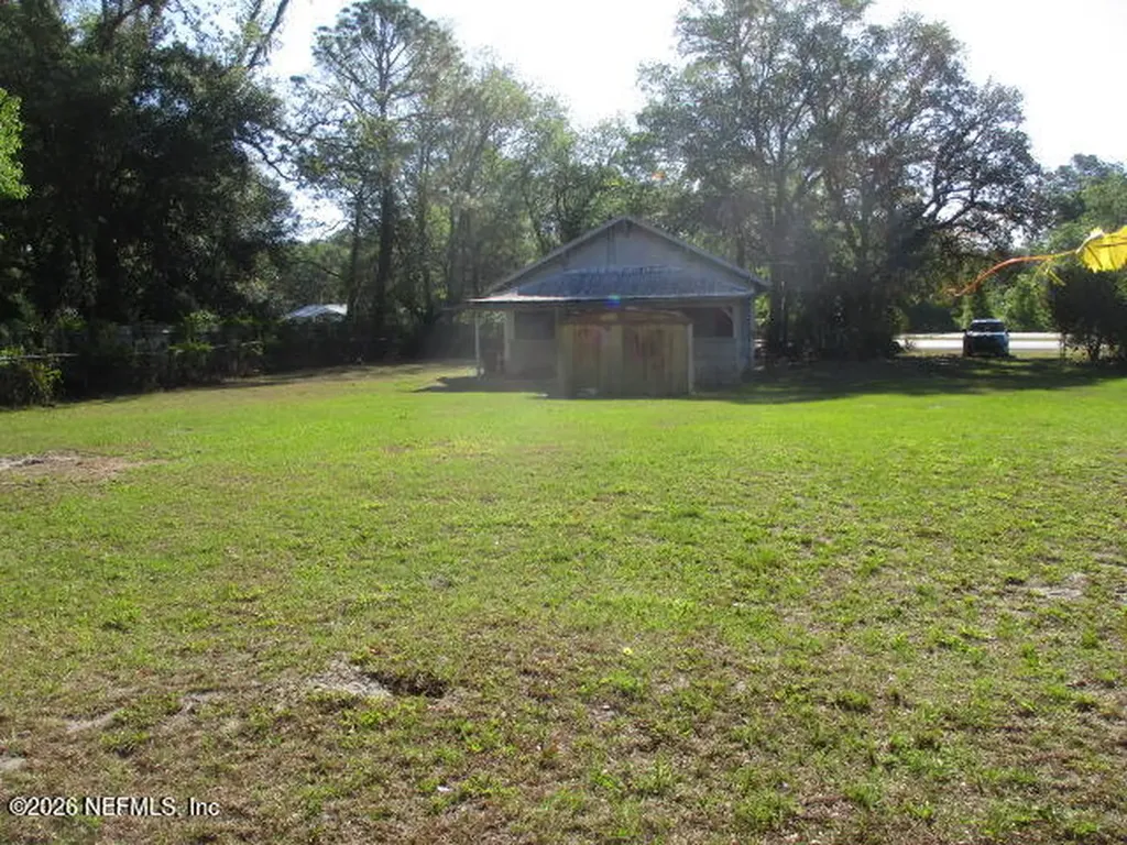 9742 Highway 301 Hampton FL 32044