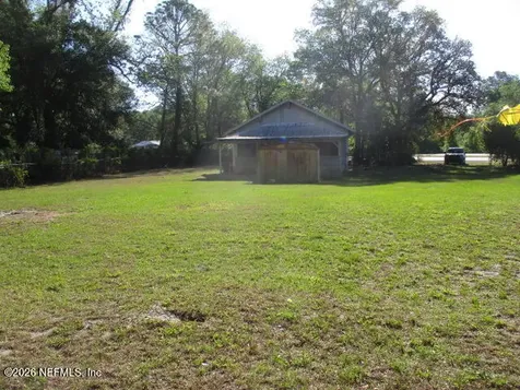 9742 Highway 301 Hampton FL 32044