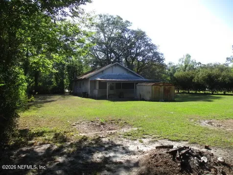 9742 Highway 301 Hampton FL 32044