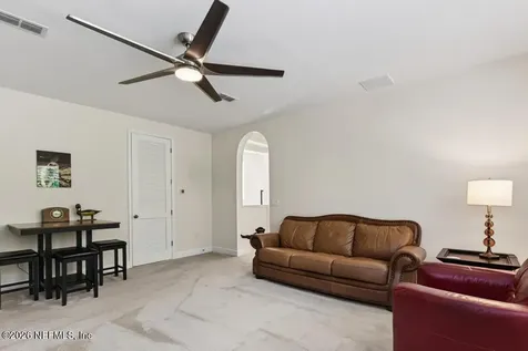 3040 Montilla Drive Jacksonville FL 32246