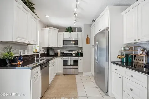 5211 Glenwood Avenue Jacksonville FL 32205