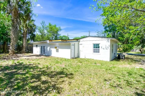 3354 Eve Drive E Jacksonville FL 32246