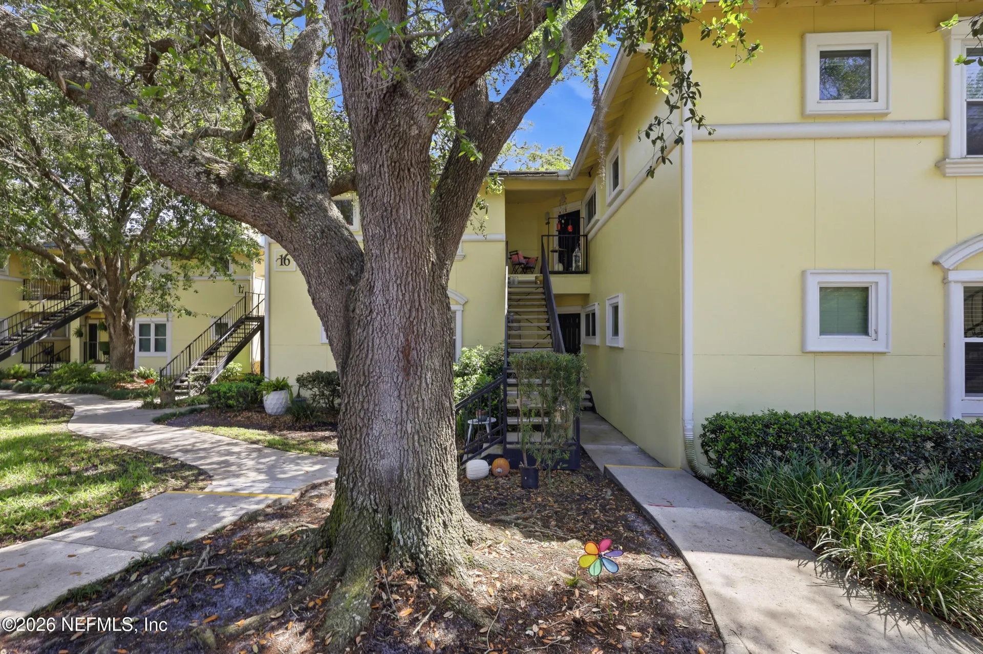 1800 The Greens Way Jacksonville Beach FL 32250