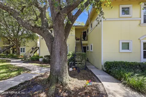 1800 The Greens Way Jacksonville Beach FL 32250