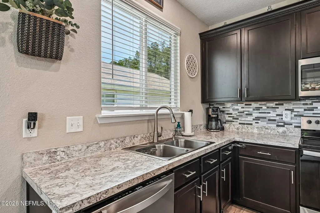 12380 Gillespie Avenue Jacksonville FL 32218