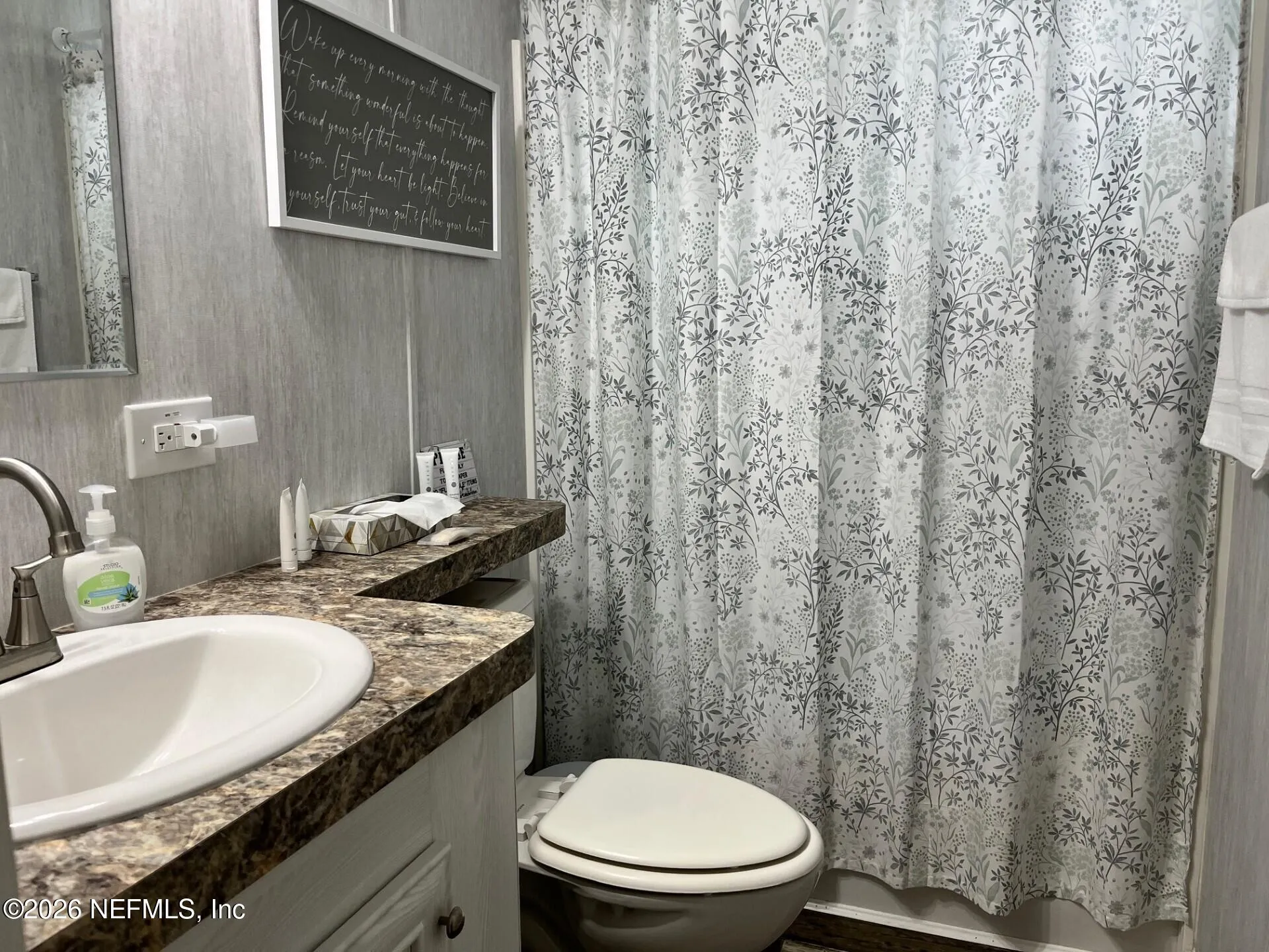 111 & 113 Wateroak Road Satsuma FL 32189