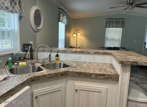 111 & 113 Wateroak Road Satsuma FL 32189