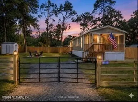 111 & 113 Wateroak Road Satsuma FL 32189