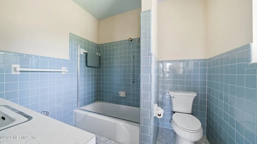 105 W Vivian Drive Hastings FL 32145