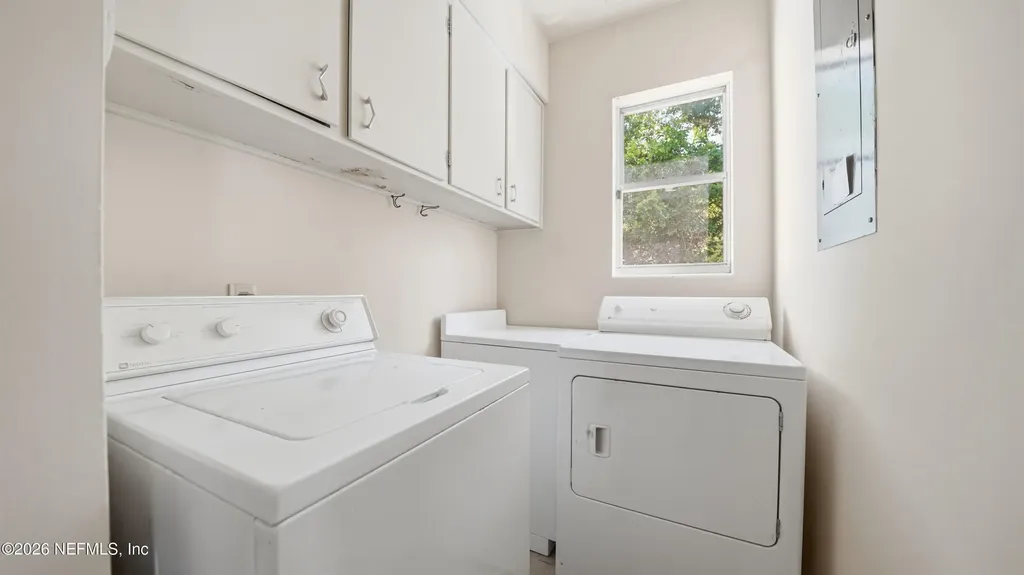 105 W Vivian Drive Hastings FL 32145