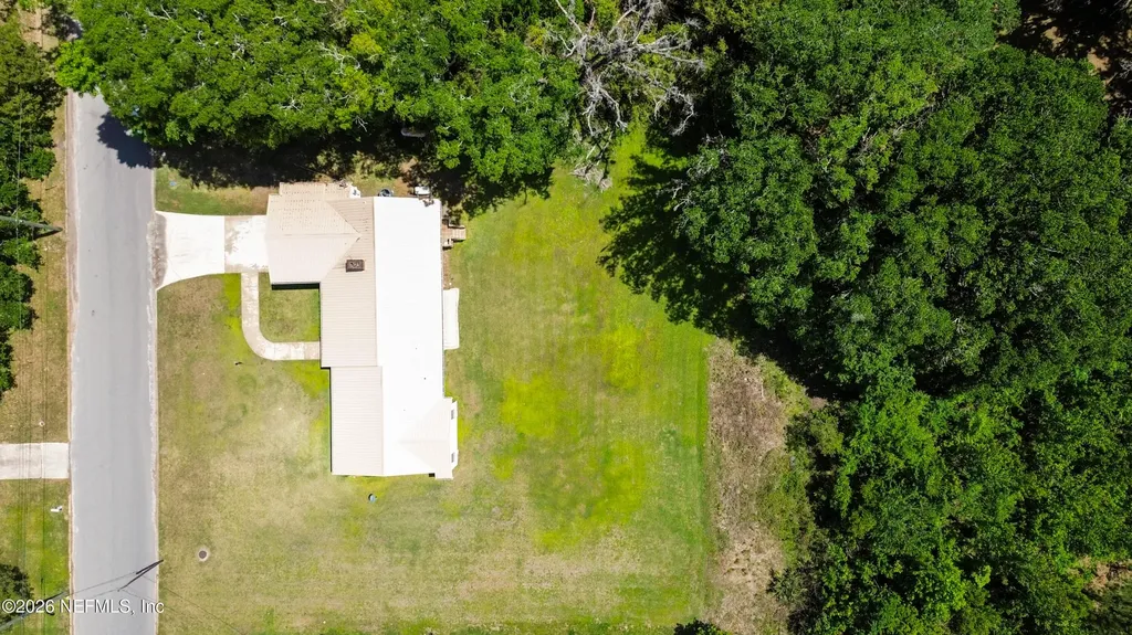 105 W Vivian Drive Hastings FL 32145