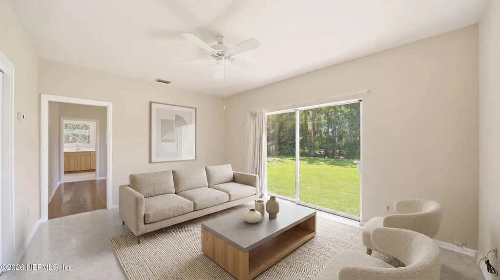 105 W Vivian Drive Hastings FL 32145