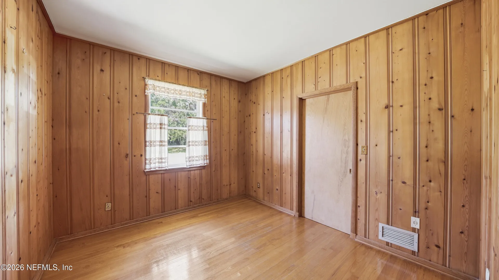 105 W Vivian Drive Hastings FL 32145