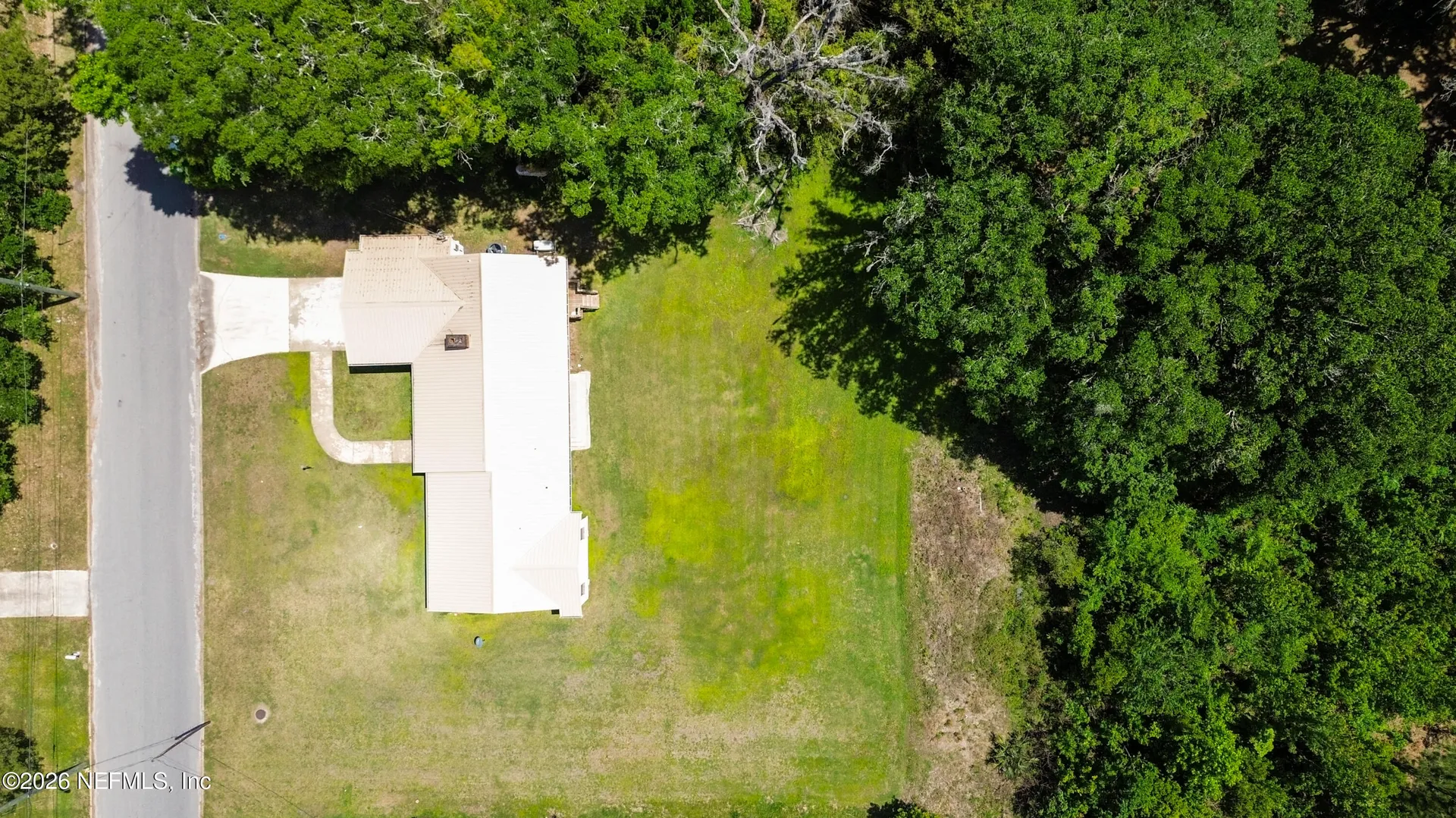 105 W Vivian Drive Hastings FL 32145